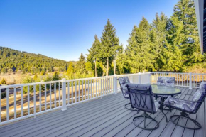 Hike, Bike and Ski Oakridge Home about 3 Mi to Trails!